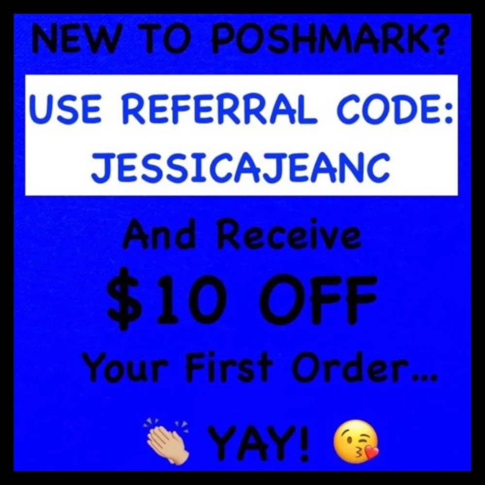 🔥2/$10 |•TROUVÉ•| Black Zip Up Racerback Scoop Neck Tank Top Size Small - Picture 11 of 11